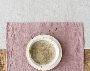 Linen placemats set in Woodrose (Dusty pink). Linen placemats.  Sets of 2 linen placemats.