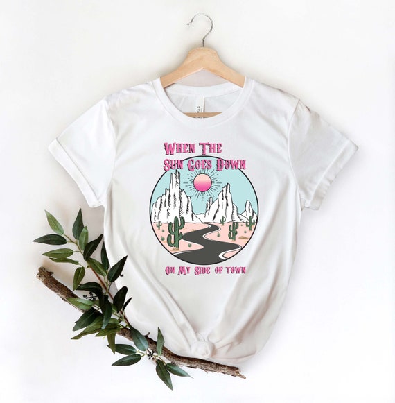Dunn T-shirt Neon Moon by Kacey | Etsy