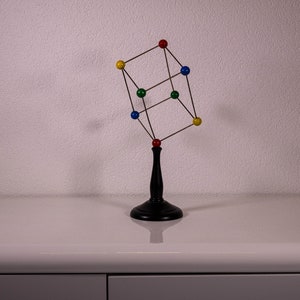 Vintage molecular atomic structure model Translationsgitter,these models, used for chemistry education classroom purposes