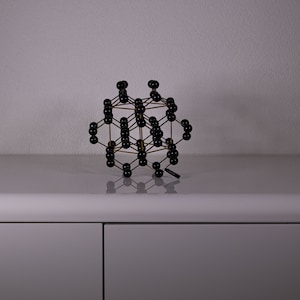 Vintage molecular atomic structure model of Diamond These models, used for chemistry education classroom purposes 50/60 .
