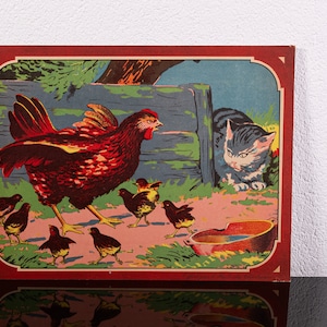 Impression ancienne vintage sur carton fin, tableau scolaire chat poulet poussin