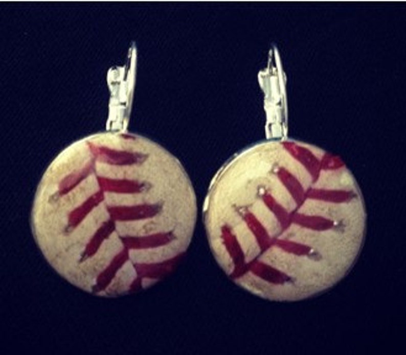 Earrings baseball mlb game used Chicago Cubs vs Philadelphia Phillies Wrigley Field image 1