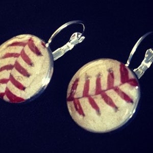 Earrings baseball mlb game used Chicago Cubs vs Philadelphia Phillies Wrigley Field image 2