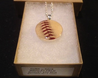 Baseball pendant necklace mlb game used ball piece Chicago Cubs vs Tampa Bay Rays @ Wrigley Field
