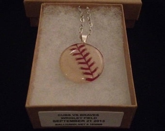 Baseball pendant necklace mlb game used ball piece Chicago Cubs vs Baltimore Orioles @ Wrigley Field