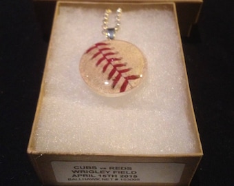 Baseball pendant necklace mlb game used ball piece Chicago Cubs vs Cincinnati Reds @ Wrigley Field