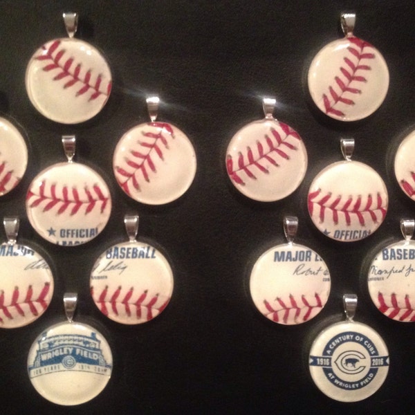 Chicago Cubs Anthony Rizzo bp home run baseball pendant necklace mlb game used ball @ Wrigley Field