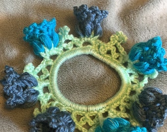 Blue Flowers Crochet Cravate élastique pour cheveux