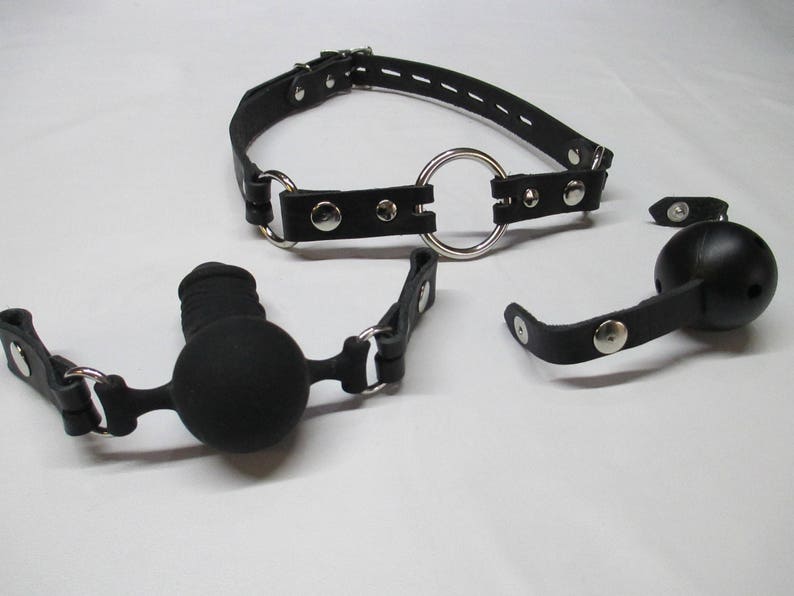 Black Leather Changeable Front Breathable ball/Ring/Ball/Penis Gag 