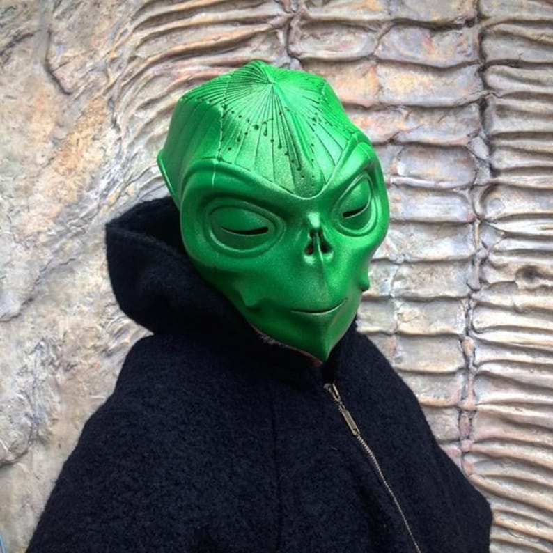Máscara de extraterrestre verde, extraterrestres, máscaras, casco alienígena, invasor, OVNI, Extraterrestres, máscara de mascaradas, carnaval, traje, cosplay, máscara de asaltante, arte imagen 1