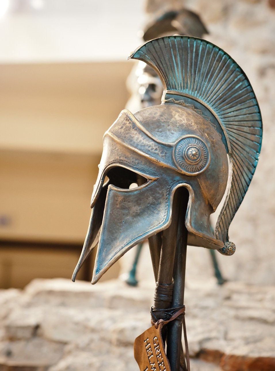 ギリシャ・コリントスの兜と盾セット：古代LARPの鎧コスプレ - Etsy 日本