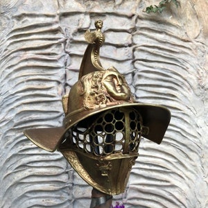 Armadura Larp, Casco antiguo, Casco de gladiador, Armadura tracia, Arte de calidad del museo, Casco de máscara, Máscaras, Arte, Arte antiguo, Casco Larp, Fantasía