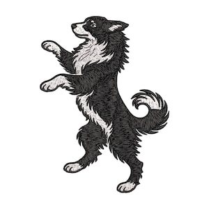 Puede incluir: Diseño bordado de un perro blanco y negro de pie sobre sus patas traseras. El perro tiene un pelaje esponjoso y una cola rizada. El diseño es detallado y podría ser un parche o una aplicación.