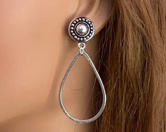Handmade Medium Teardrop Silver Hoop Clip on Earrings for Women, Long Unpierced Comfortable Lightweight Hoops Dangle Single One