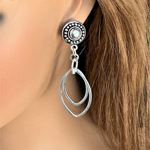 Silver Double Hoop Clip on Earrings for Women, Lightweight Clip-on Earrings for Adults, Long comfortable dangle earrings for unpierced ears.