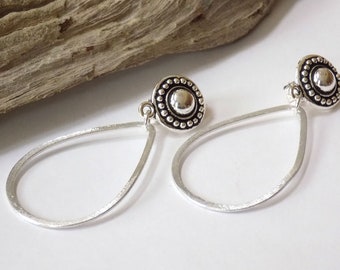 Handmade Medium Teardrop Silver Hoop Clip on Earrings for Women, Long Unpierced Comfortable Lightweight Hoops Dangle Single One