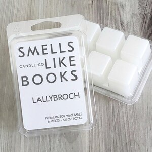 LALLYBROCH Soy Candle, Outlander Candle, Outlander Gift, Book Scented Candle, Literary Candle, Book Inspired Candle, Book Candle Scent image 3