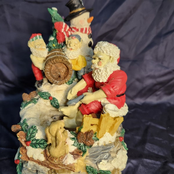 Ornement De Noël House Of Lloyd - Maison Des 3 Rois Avec Support - Multicolore