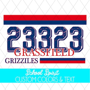K&ouml;nnte beinhalten: Grafikdesign mit der Nummer "23323" in verwaschenem Marineblau, mit "GRASSFIELD" in Rot und "GRIZZLIES" darunter. Rote und blaue Streifen umrahmen das Design. Der Text unten lautet "School Spirit CUSTOM COLORS & TEXT".