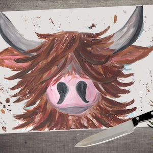 Highland cow chopping board, cutting board, glass chopping board, highland cow kitchen gift, country kitchen