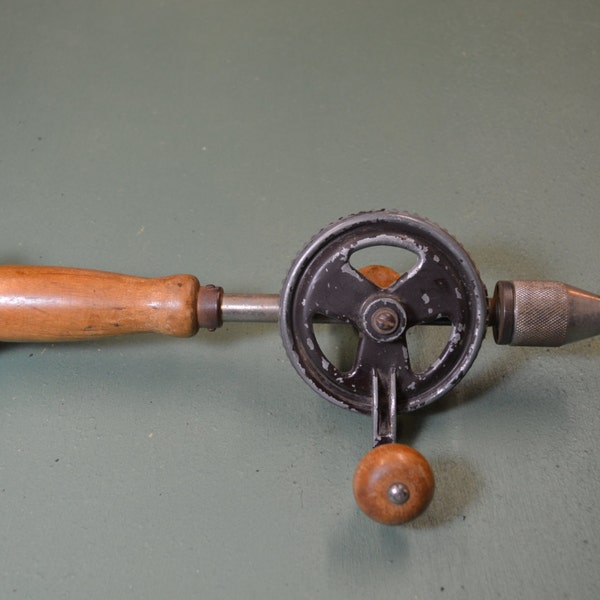 Wood Hand Drill, Vintage Hand Tools, Old Carpenter Tools, #259