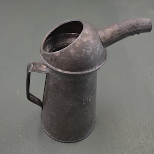 Metal Oil Can,  Gas Station Memorabilia  #449