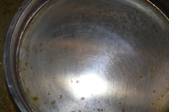 【Rogers & Bro】 ティルティングピッチャー　スタンド Vintage Rogers & Bro #2321 Silver-plated Round Footed Silver Tray