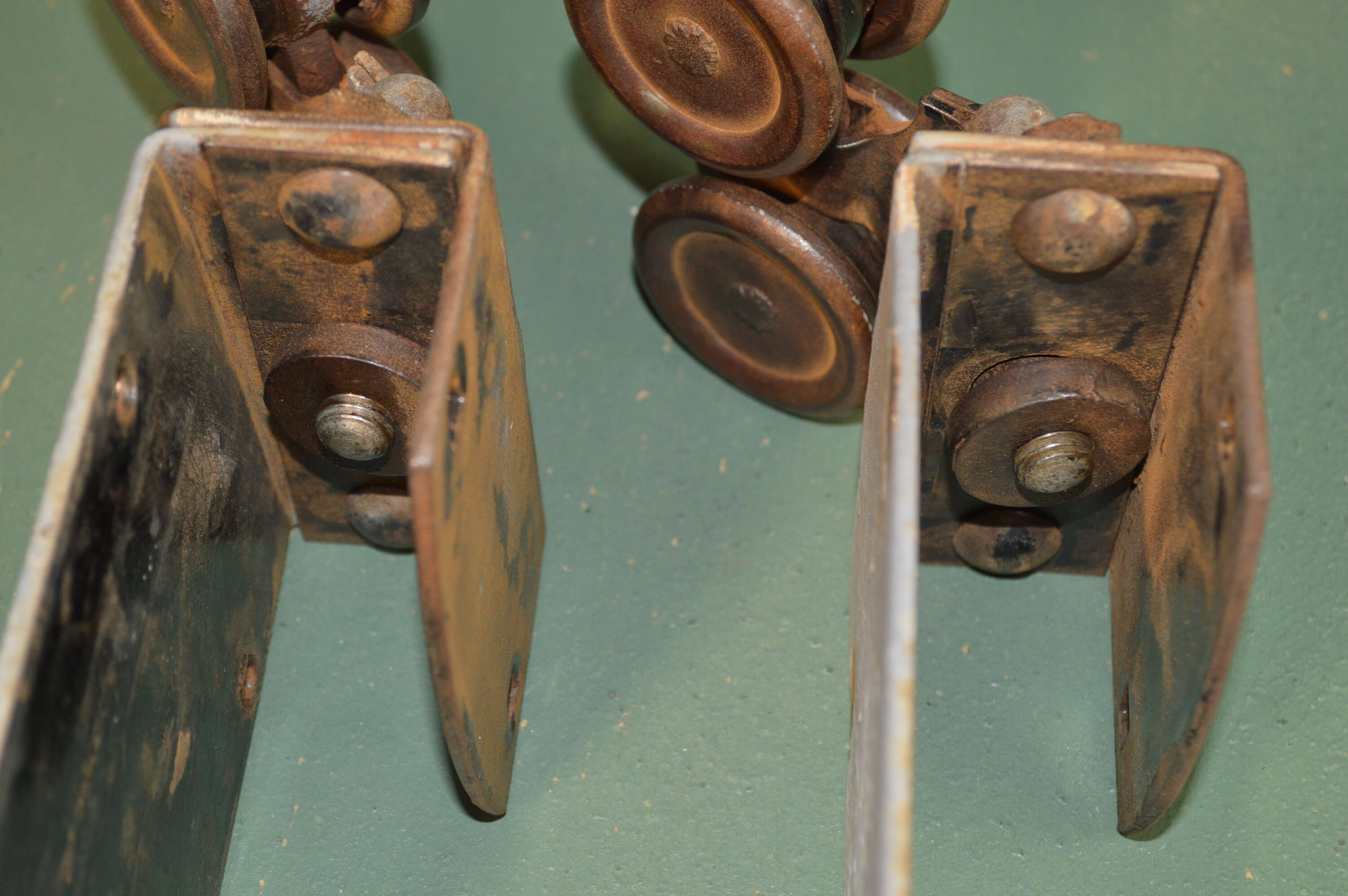 Vintage Barn Door Rollers Authentic Farm Hardware 619 Etsy.de