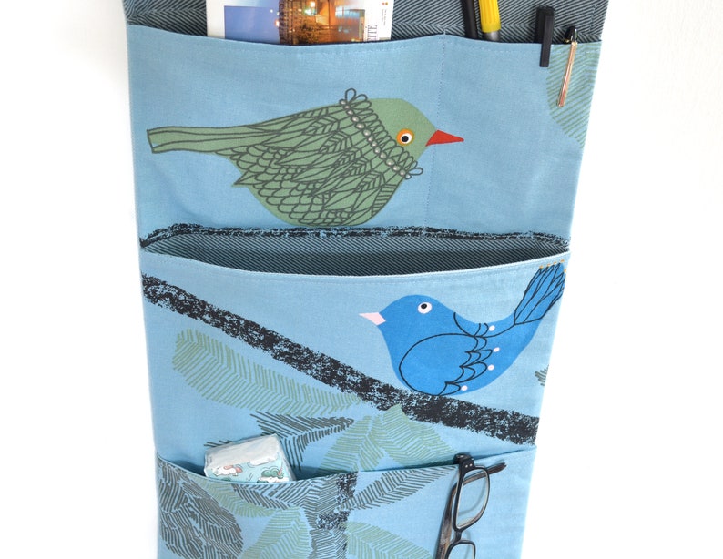 Wall organizer for caravans, campers, motorhomes Frau Knallerbse Wall organizer with cheerful birds creates storage space in the tightest of spaces image 4