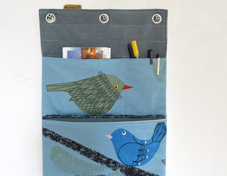 Wall organizer for caravans, campers, motorhomes Frau Knallerbse Wall organizer with cheerful birds creates storage space in the tightest of spaces image 6