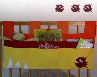 Bed utensil silo - 6 pockets - Dragon Knallpea - The hanging storage creates order on the cot, loft bed or changing table
