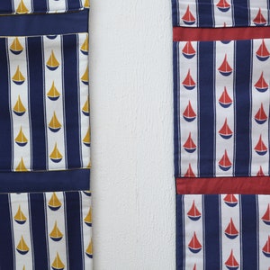 Maritime wall pockets Frau Knallerbse wall organizer with sailing boats in blue, white, red, mustard yellow, made from original 60s fabric image 6