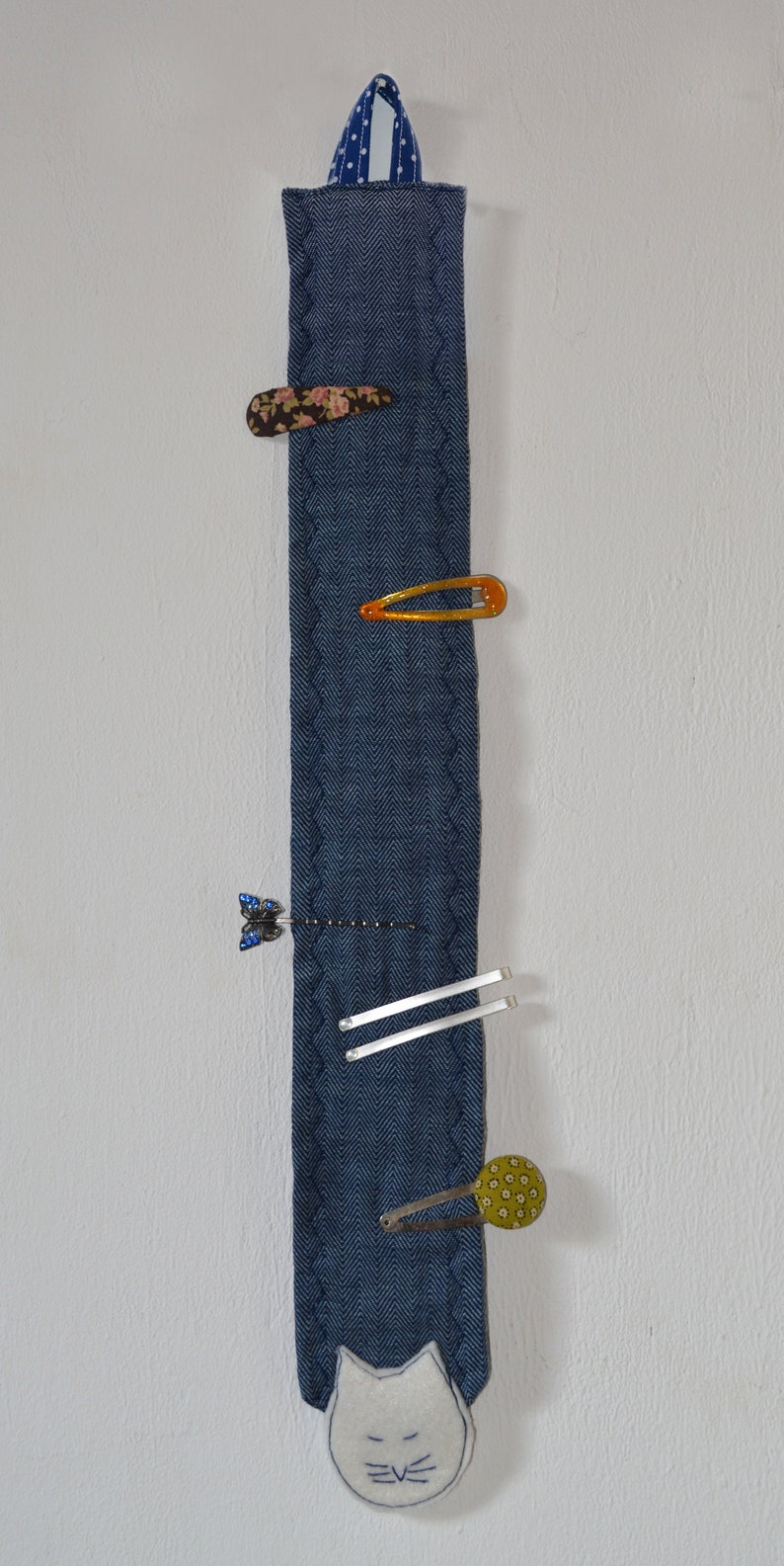 Large hair clip holder kitty firecracker The hair clip storage with cat in jeans blue creates order in the bathroom and children's room image 4