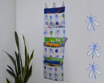Wall utensil - 6 pockets - Mrs. Krallerbse, The dragonfly and beetle wall organizer not only creates order in the children's room