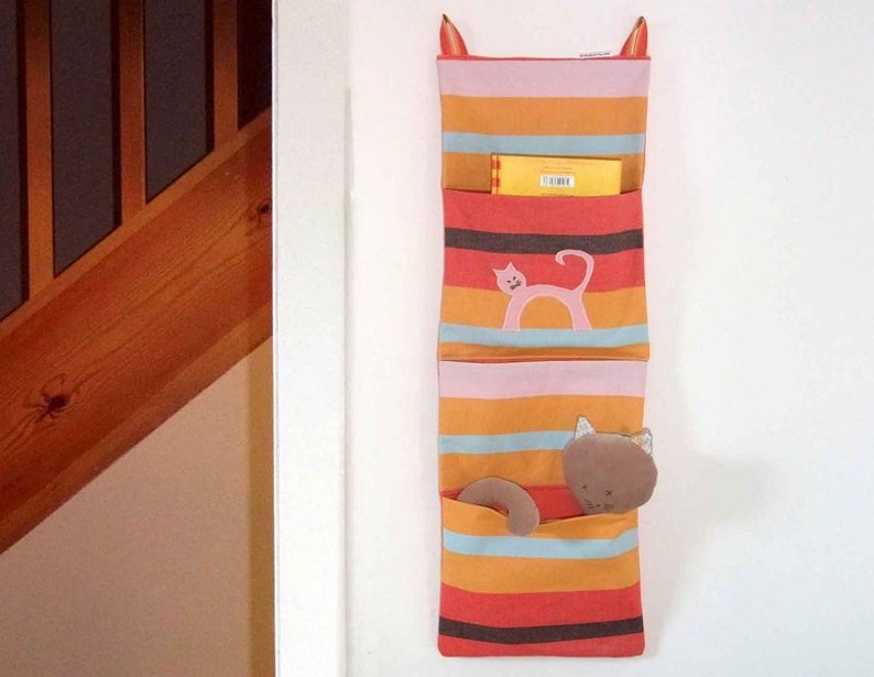 Wandutensilo Miezekatze Knallerbse Wandutensilio mit Katze in rosa, orange, blau, rot schafft platzsparend Ordnung afbeelding 5