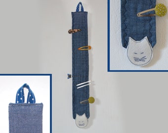 Large hair clip holder kitty firecracker - The hair clip storage with cat in jeans blue creates order in the bathroom and children's room