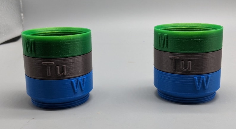 Compact stacking pill caddy