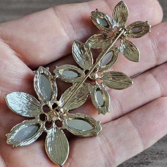 Ruby Red Crystal Rhinestone Flowers Trio Pin Broo… - image 4