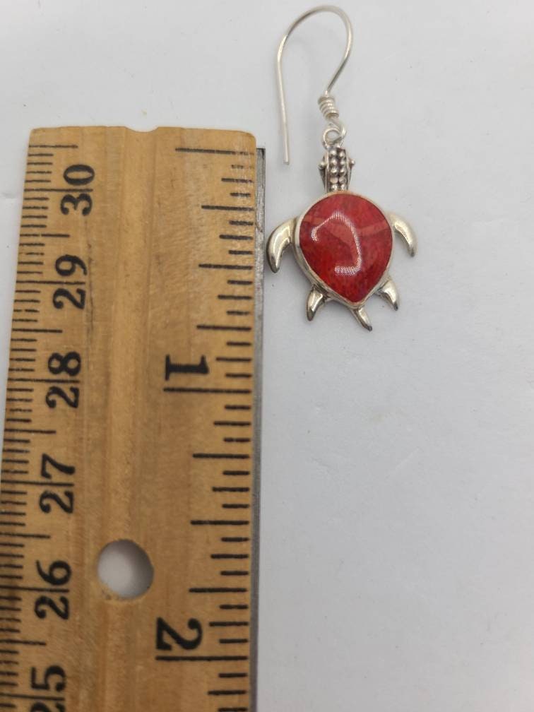 Pendente tartaruga in oro, corallo rosso e brillanti - Asta Asta a