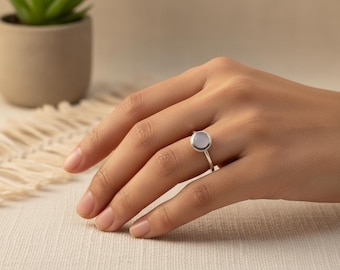 Sterling Silver Mother of Pearl Ring: Solitaire Stacking Band