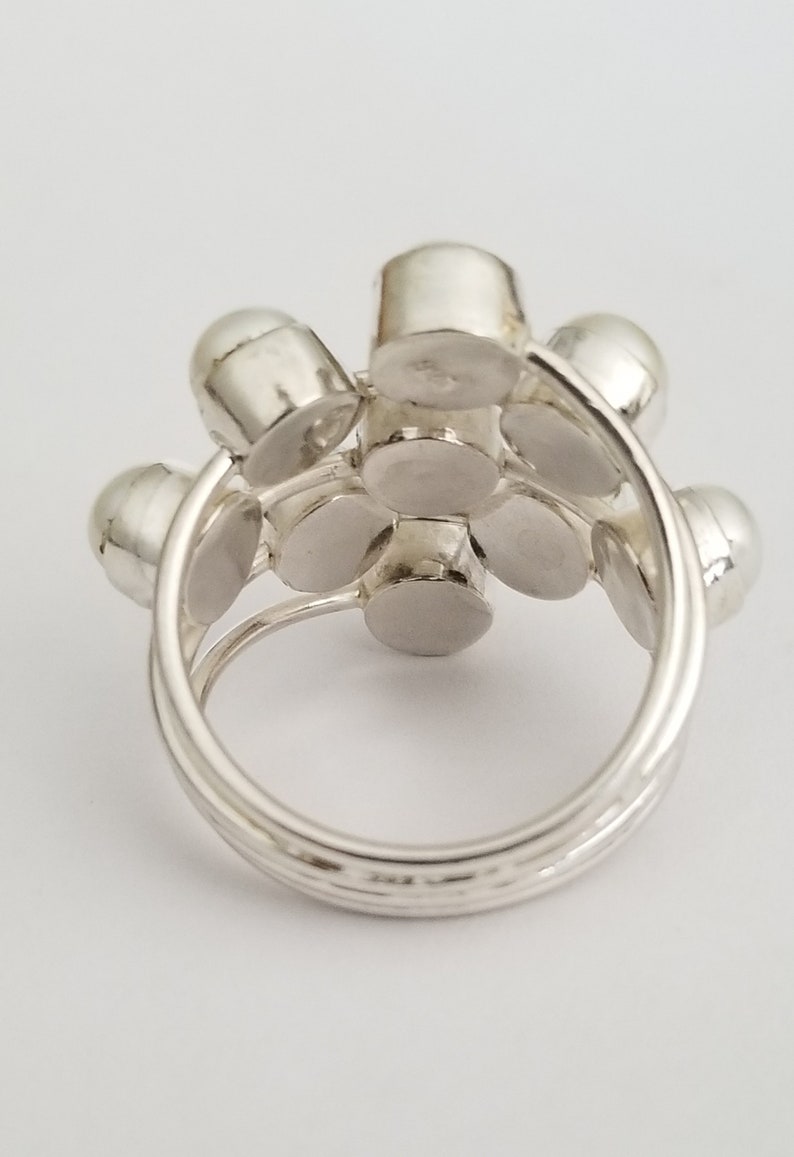 Details about New Sterling Silver 925 large statement Ring w/ 9 white freshwater pearls Details about New Sterling Silver 925 large statement Ring w/ 9 white freshwater pearls