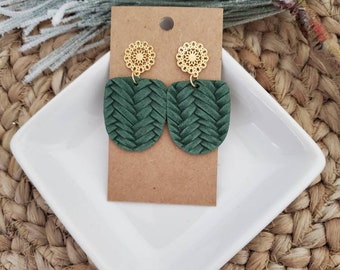 Green braided leather earring with post, small leather earring with decorative gold post, leather earring with filigree post