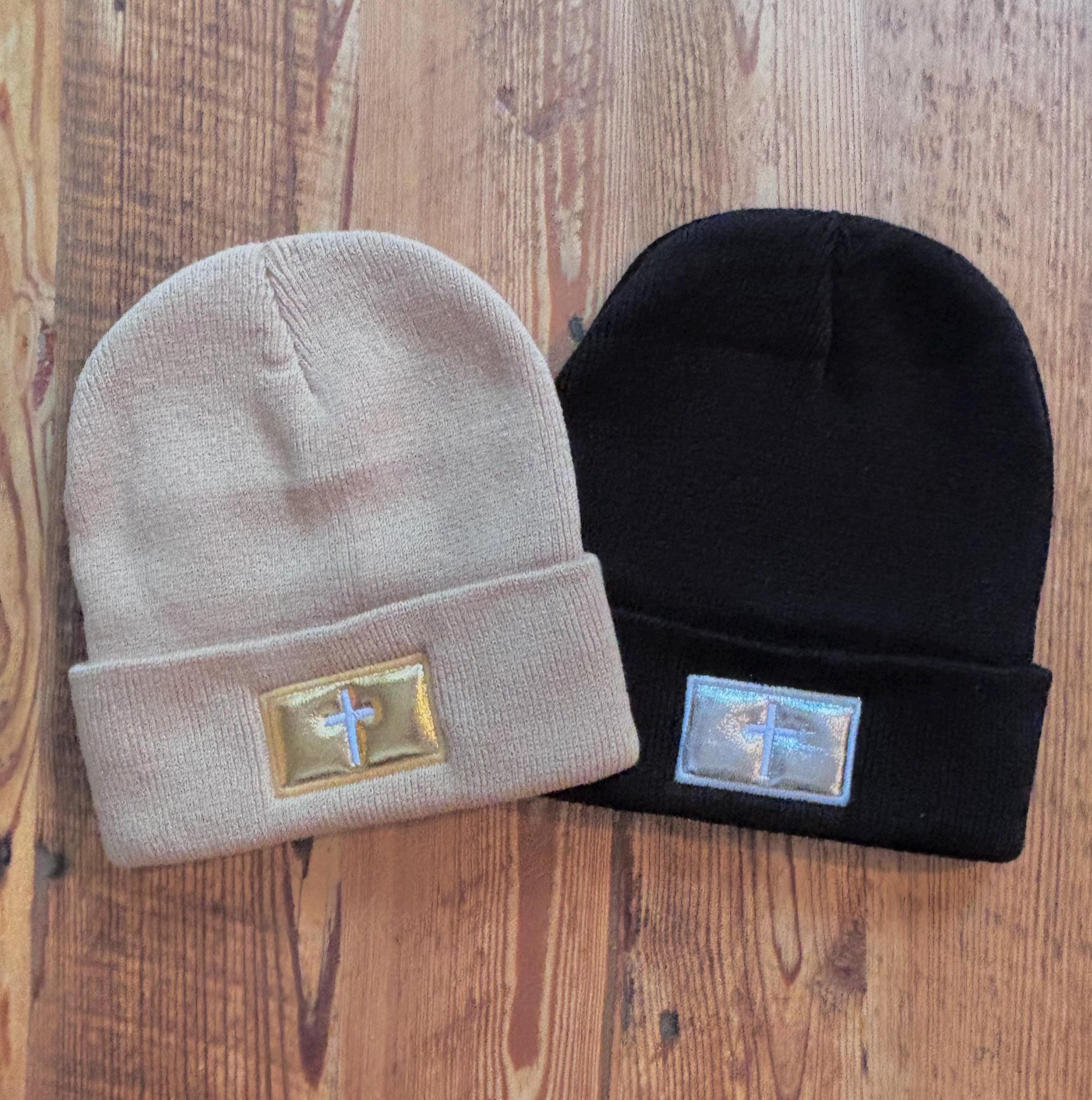 帽子 Beanie Knit Cap with Cross Patches Cross Patch Beanie, Cross Hat, Winter Hat With Cross, Leather
