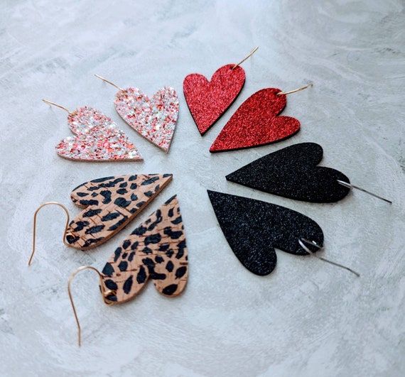 Boucles D’Oreilles Femme Cœur En Cuir Synthétique – Bijoux Tendance Double Face Noir – Modèle Goutte Léger – Cadeau Fête Des Mères
