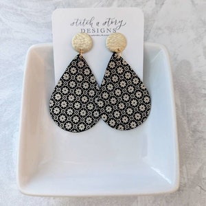 Black and gold filigree leather teardrop earring, leather teardrop earring, teardrop and post leather earring