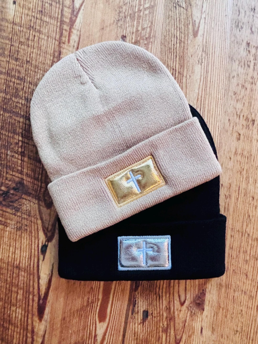 帽子 Beanie Knit Cap with Cross Patches Cross Patch Beanie, Cross Hat, Winter Hat With Cross, Leather