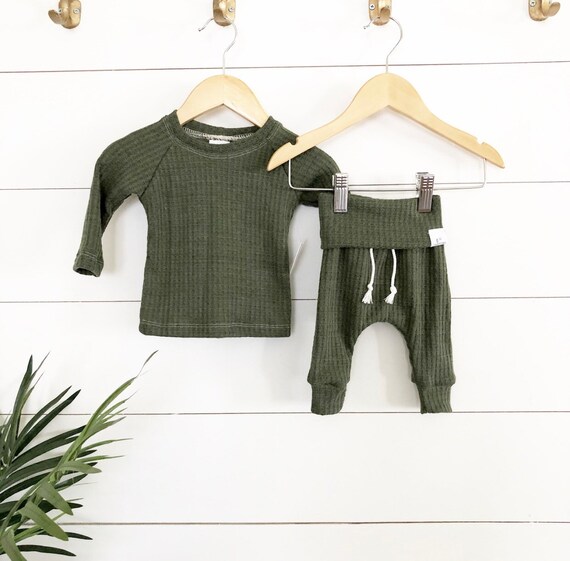 Green waffle knit outfit gender neutral baby clothes baby Etsy