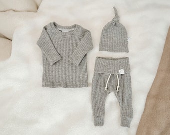 Conjunto de bebé de punto gofre gris - Conjunto neutro para volver a casa / Conjunto de hospital para bebé / Conjunto de regalo unisex para bebé / Ropa de invierno para recién nacido