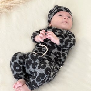 Leopard baby girl outfit, waffle baby girl clothes, cheetah print, toddler outfit, soft girl clothes, animal print, unique, minimal baby. image 6