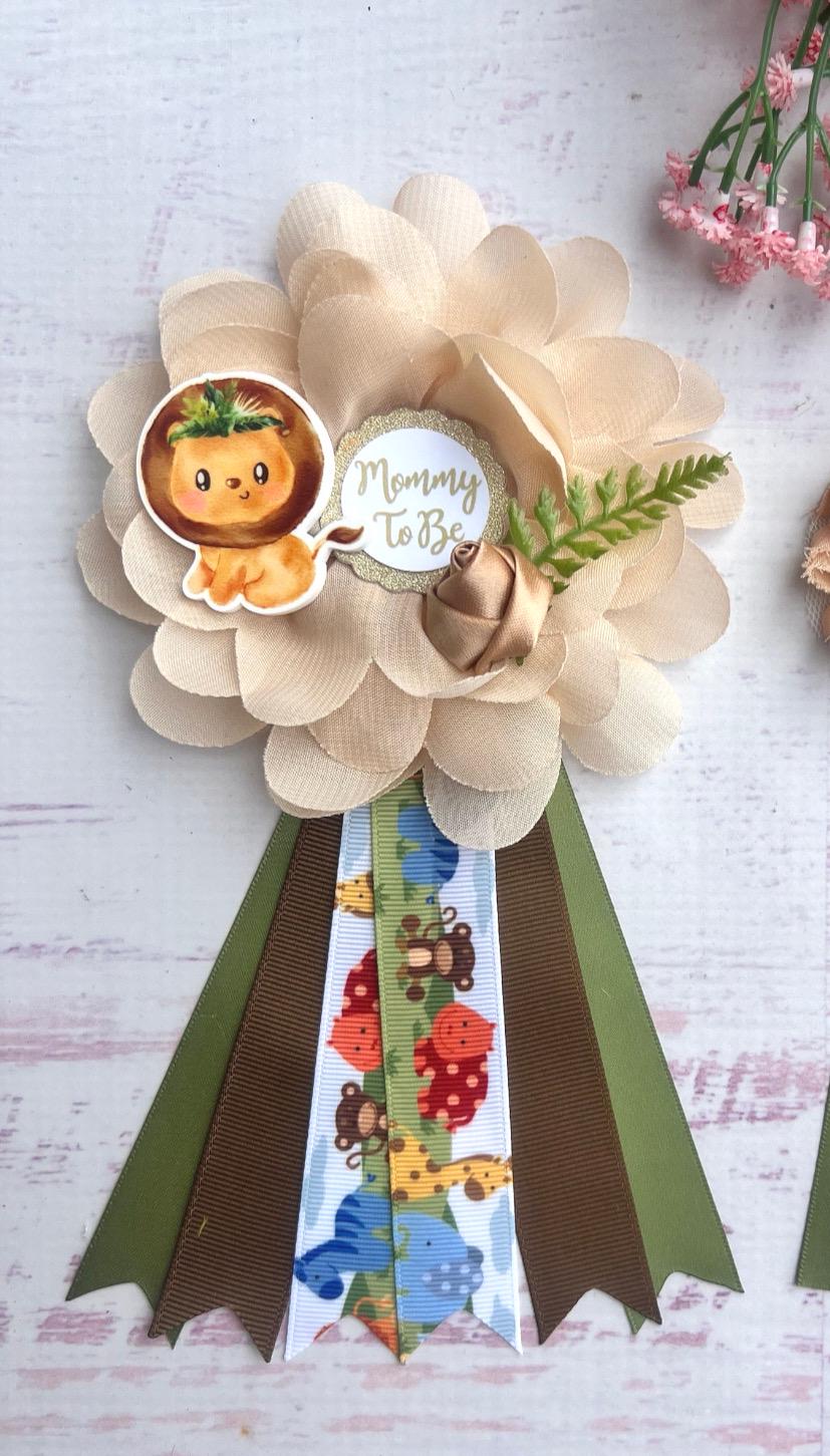 Handmade Lion King Of The Jungle Theme Corsage For Baby Shower - Mommy Or Grandma